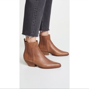 Vince Eckland Ankle Boot in Camel